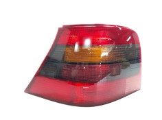 Recambio de piloto trasero izquierdo para volkswagen golf iv berlina (1j1) referencia OEM IAM 1J9945095P 103F02244751 103F022447