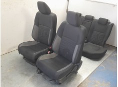 Recambio de juego asientos completo para toyota auris (_e18_) 1.8 hybrid (zwe186_) referencia OEM IAM 710720ZB30C1  