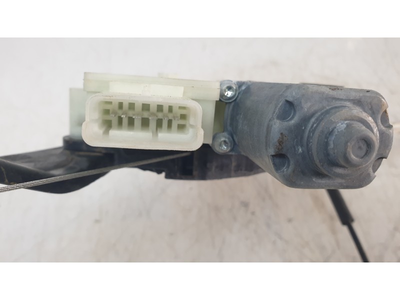 Recambio de elevalunas delantero derecho para peugeot 308 ii (lb_, lp_, lw_, lh_, l3_) 1.2 thp 110 referencia OEM IAM 9826079480