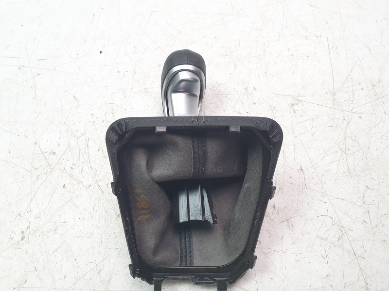 Recambio de pomo palanca cambio para kia stonic (ybcuv) drive referencia OEM IAM 43711H8210  