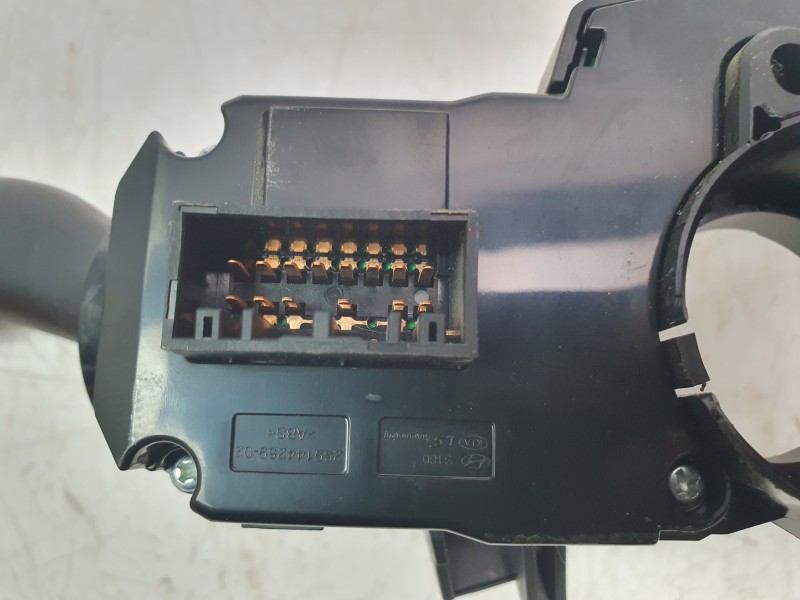 Recambio de mando multifuncion para kia stonic (ybcuv) drive referencia OEM IAM 93404D4962  