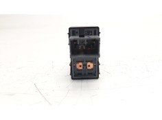 Recambio de mando elevalunas delantero derecho para hyundai i20 active 1.0 tgdi cat referencia OEM IAM 93581Q0000   2
