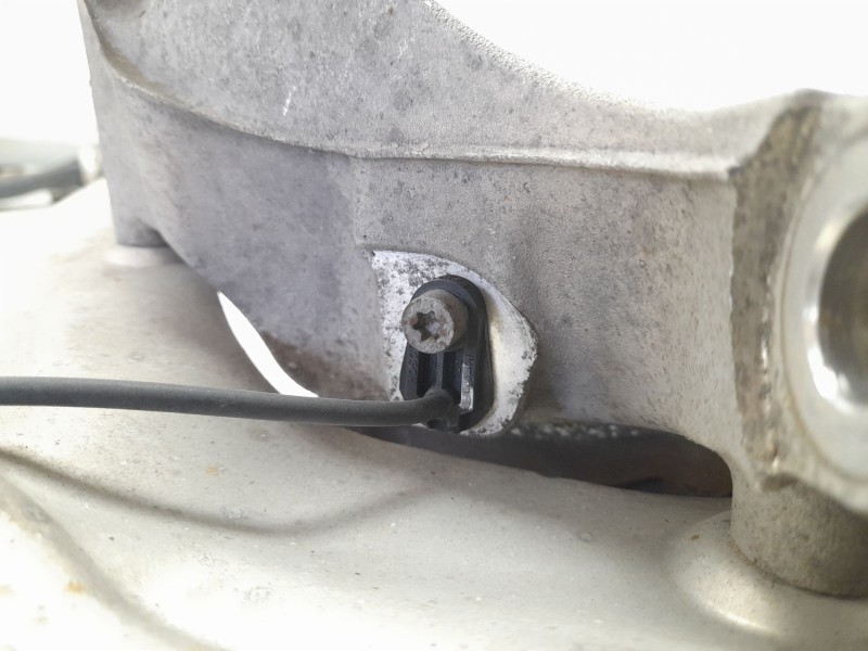 Recambio de mangueta delantera izquierda para bmw serie x1 (f48) sdrive18d referencia OEM IAM 31216876645  