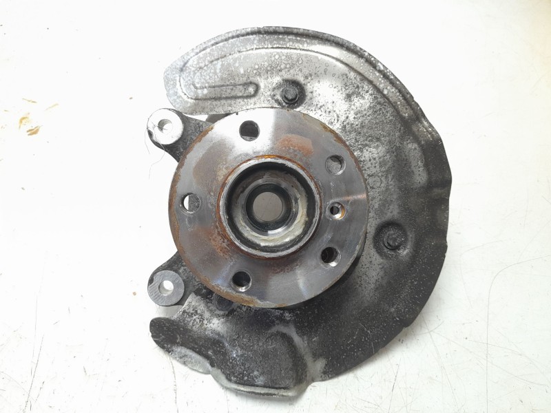 Recambio de mangueta delantera izquierda para bmw serie x1 (f48) sdrive18d referencia OEM IAM 31216876645  