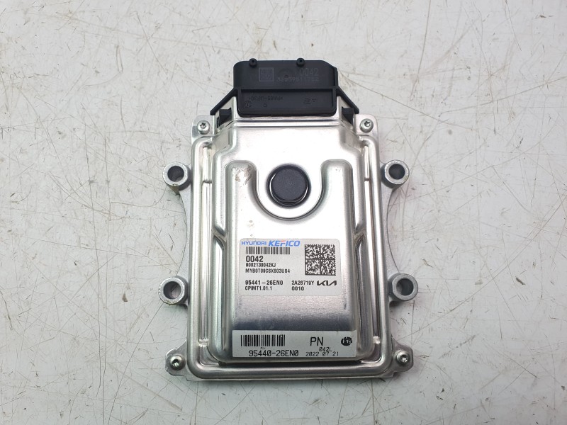 Recambio de modulo electronico para kia stonic (ybcuv) drive referencia OEM IAM 9002130042KJ  