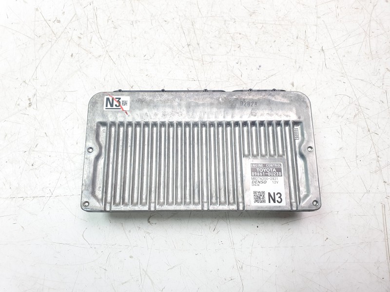 Recambio de centralita motor uce para toyota yaris hybrid active referencia OEM IAM 896610U230  