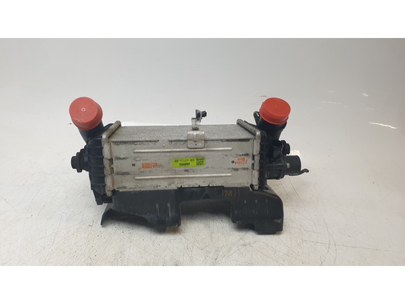 Recambio de intercooler para kia stonic (ybcuv) drive referencia OEM IAM 2827007300  