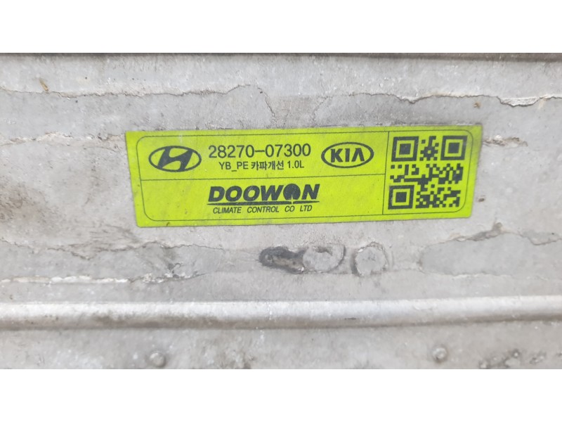 Recambio de intercooler para kia stonic (ybcuv) drive referencia OEM IAM 2827007300  