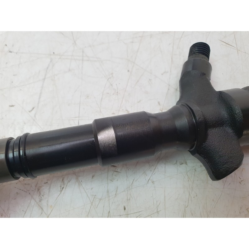 Recambio de inyector para toyota hilux (kun) 3.0 turbodiesel referencia OEM IAM 2367030170 1A020CFF / 0312FEFB / 0400FFFF / 0100