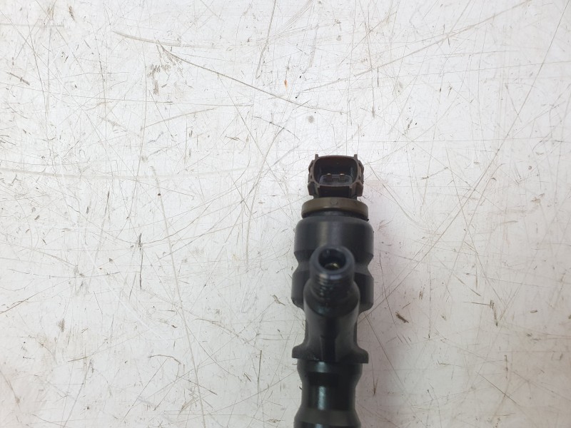 Recambio de inyector para toyota hilux (kun) 3.0 turbodiesel referencia OEM IAM 2367030170 1A020CFF / 0312FEFB / 0400FFFF / 0100