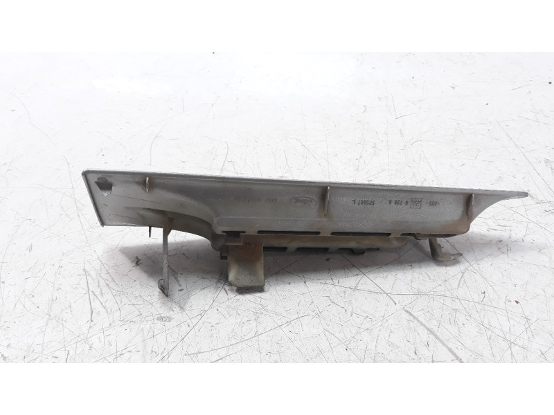 Recambio de moldura para ford kuga (cbv) 2.0 tdci cat referencia OEM IAM 8V4116C217AB  