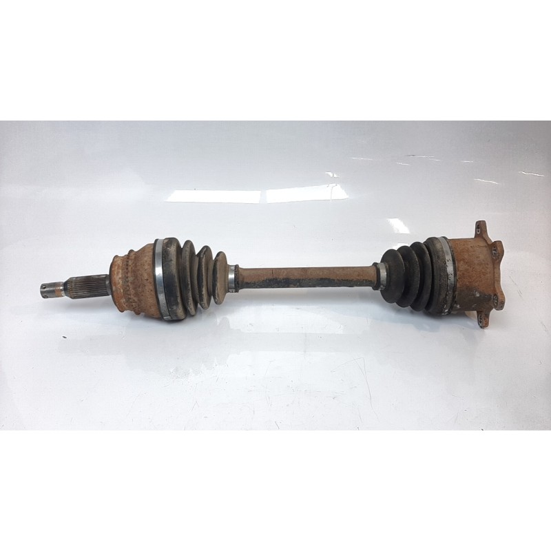 Recambio de transmision trasera derecha para mitsubishi montero (v60/v70) 3.2 di-d cat referencia OEM IAM MR528647 M3210 T97025A