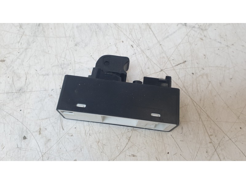 Recambio de mando elevalunas trasero izquierdo para mazda 6 lim. (gh)(.2012) style referencia OEM IAM GMM666380A  