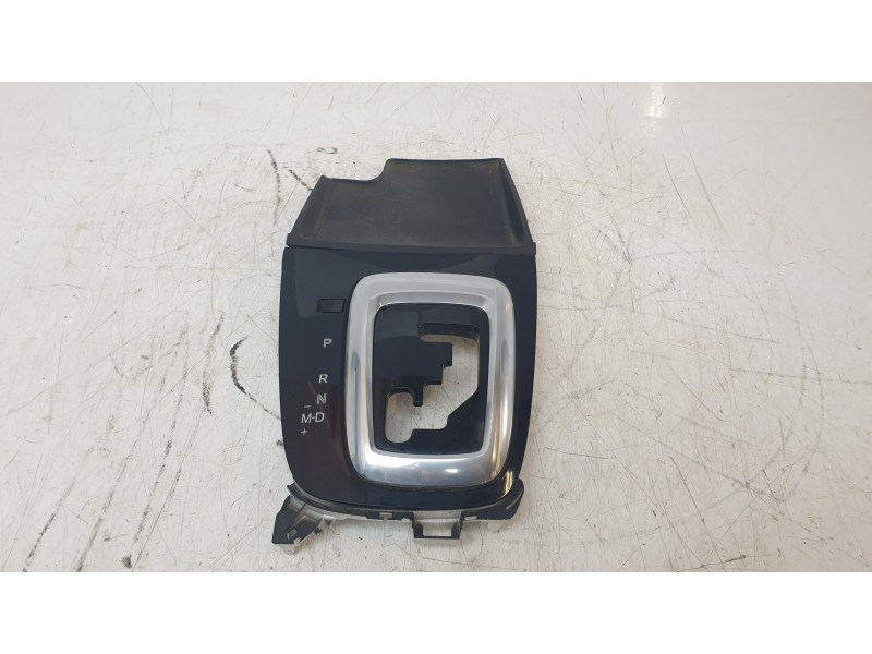 Recambio de moldura para mazda 6 lim. (gh)(.2012) style referencia OEM IAM GHR564341  