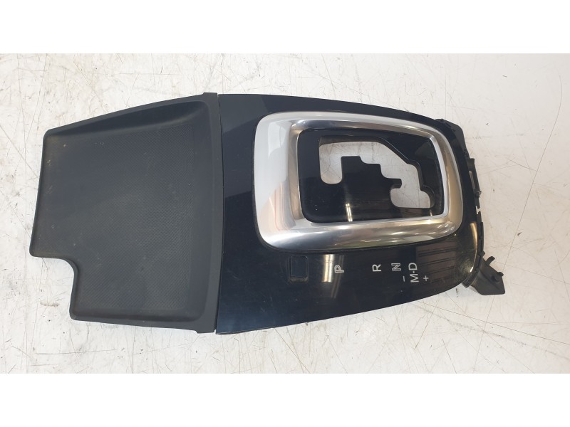 Recambio de moldura para mazda 6 lim. (gh)(.2012) style referencia OEM IAM GHR564341  