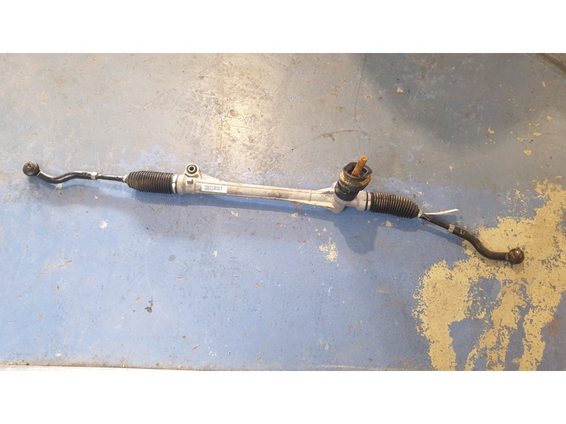 Recambio de cremallera direccion para mg zs luxury referencia OEM IAM 10443601  