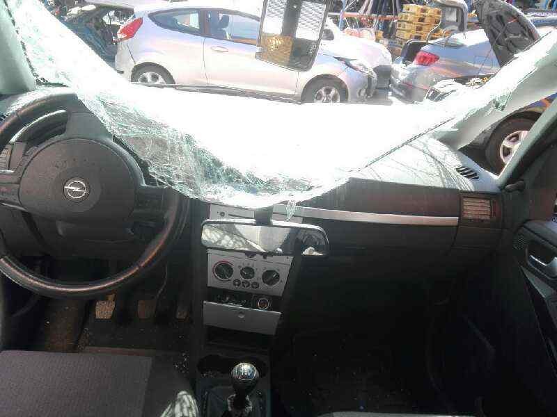 opel meriva del año 2005