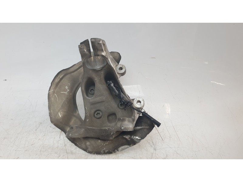 Recambio de mangueta delantera derecha para bmw 1 (f20) 118 d referencia OEM IAM 679228604  