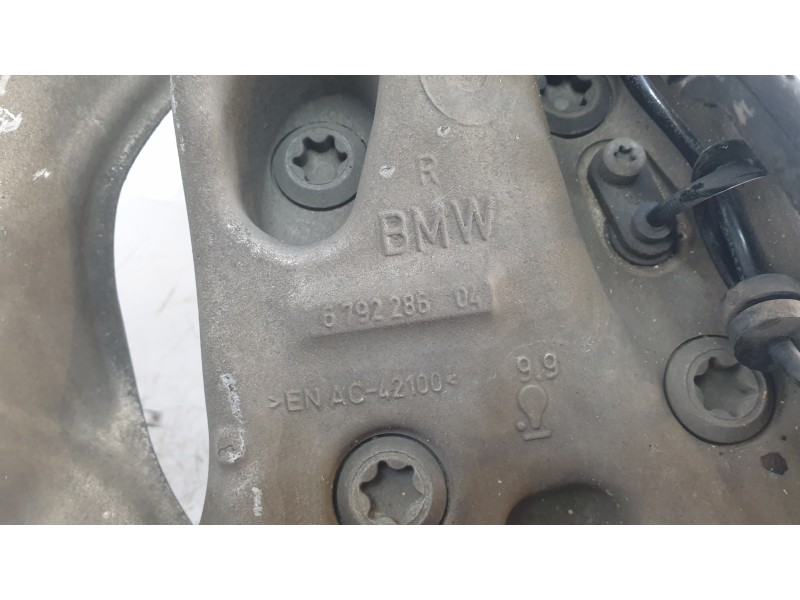Recambio de mangueta delantera derecha para bmw 1 (f20) 118 d referencia OEM IAM 679228604  