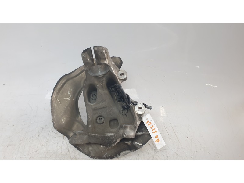 Recambio de mangueta delantera derecha para bmw 1 (f20) 118 d referencia OEM IAM 679228604  