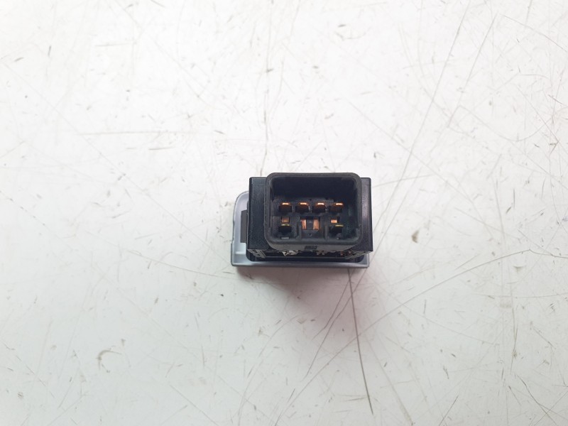 Recambio de interruptor para hyundai i10 iii (ac3, ai3) 1.0 mpi referencia OEM IAM 202007239  