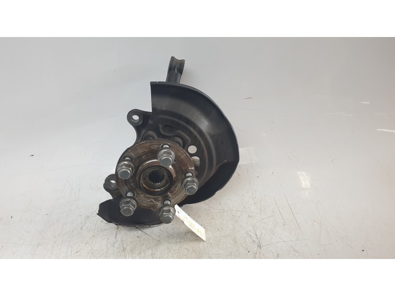 Recambio de mangueta delantera izquierda para toyota auris (_e18_) 1.8 hybrid (zwe186_) referencia OEM IAM 4321205090  