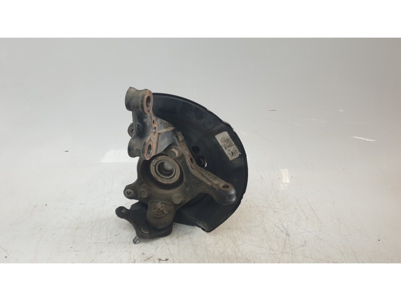 Recambio de mangueta delantera derecha para toyota auris (_e18_) 1.8 hybrid (zwe186_) referencia OEM IAM 4321105090  