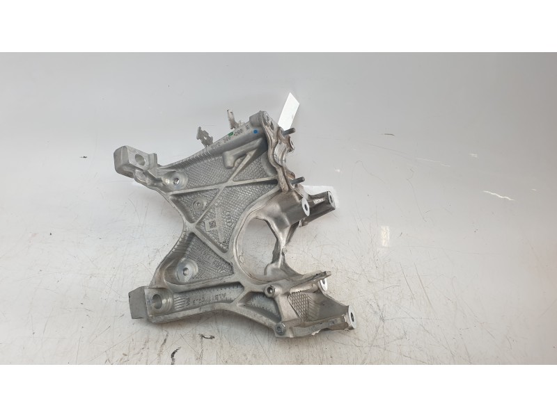 Recambio de soporte motor derecho para audi a4 b9 (8w2, 8wc) 2.0 tdi referencia OEM IAM 8W0399296E  