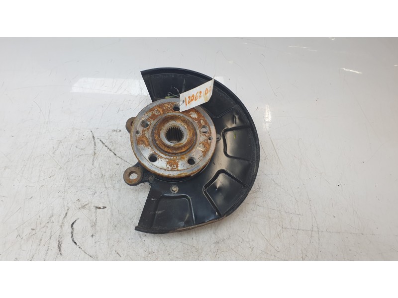 Recambio de mangueta delantera izquierda para mg zs luxury referencia OEM IAM 10226410  