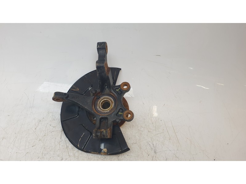 Recambio de mangueta delantera izquierda para mg zs luxury referencia OEM IAM 10226410  