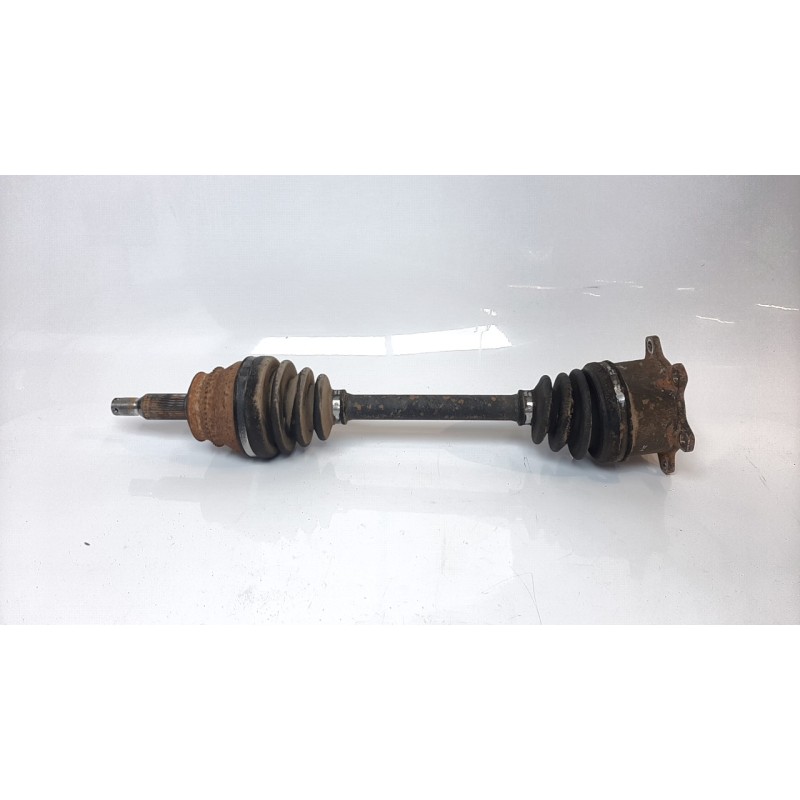 Recambio de transmision trasera derecha para mitsubishi montero (v60/v70) 3.2 di-d cat referencia OEM IAM MR528647 M3210 T97025A