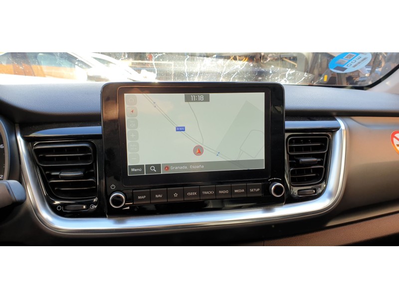 Recambio de sistema navegacion gps para kia stonic (ybcuv) drive referencia OEM IAM 96560H8461FHV  
