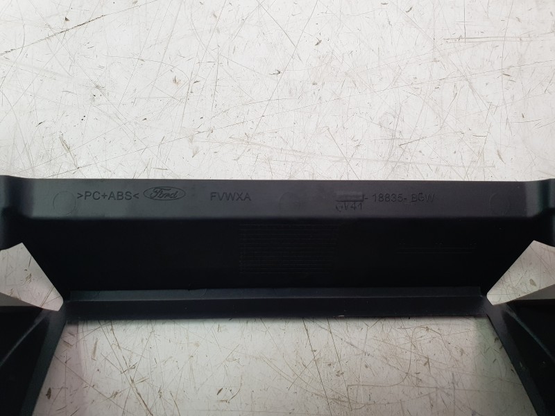 Recambio de aireador central para ford kuga st-line referencia OEM IAM 18835BGW  