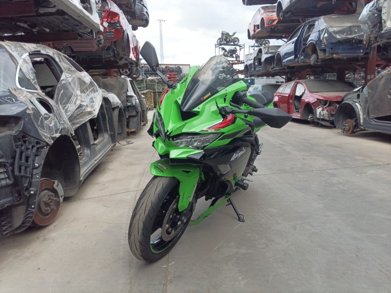 kawasaki zx-4r del año 2023