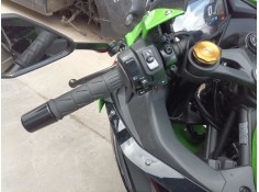 Recambio de piña luces izquierda para kawasaki zx-4r zx-4r referencia OEM IAM   