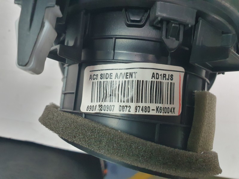 Recambio de rejilla aireadora para hyundai i10 iii (ac3, ai3) 1.0 mpi referencia OEM IAM 84796K7000  