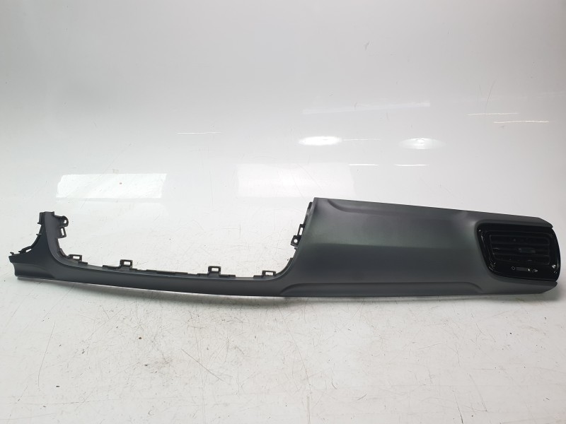 Recambio de rejilla aireadora para kia stonic (ybcuv) drive referencia OEM IAM 84721H8AA0  