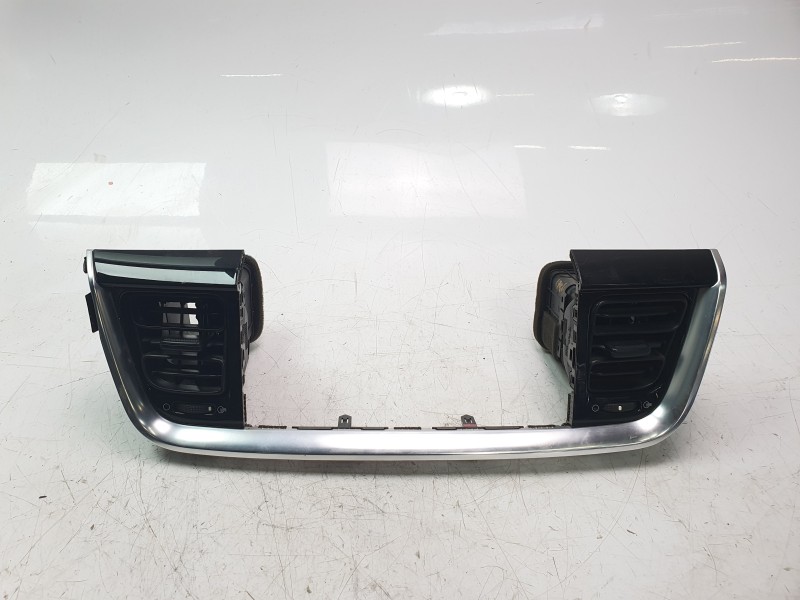 Recambio de aireador central para kia stonic (ybcuv) drive referencia OEM IAM H897410000  