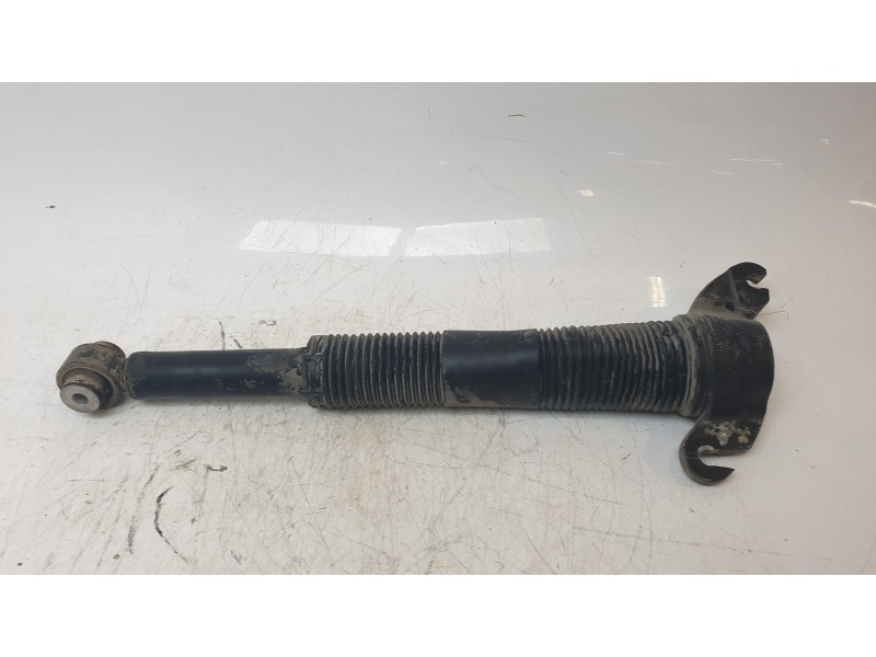 Recambio de amortiguador trasero izquierdo para land rover discovery sport (l550) 2.2 d 4x4 referencia OEM IAM FK7218A145  