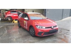 VOLKSWAGEN POLO VI (AE1)