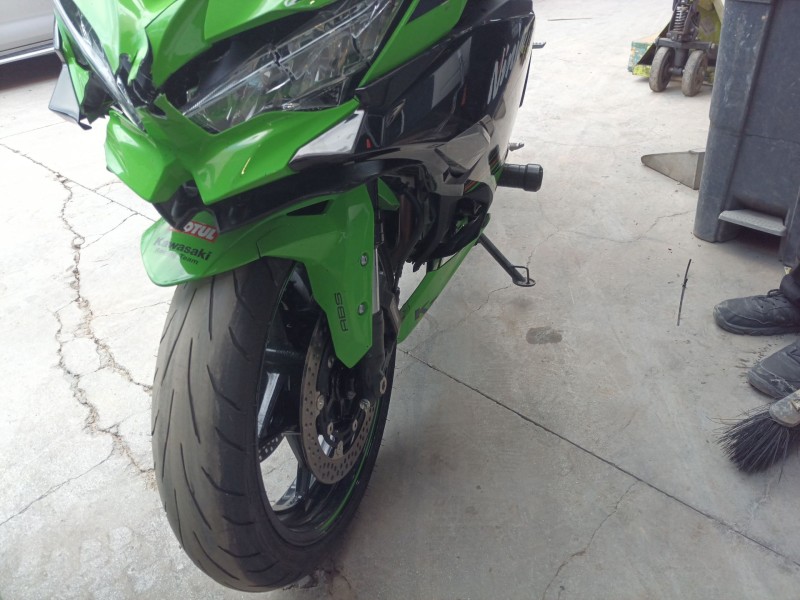 Recambio de caballete lateral para kawasaki zx-4r zx-4r referencia OEM IAM 340240138  
