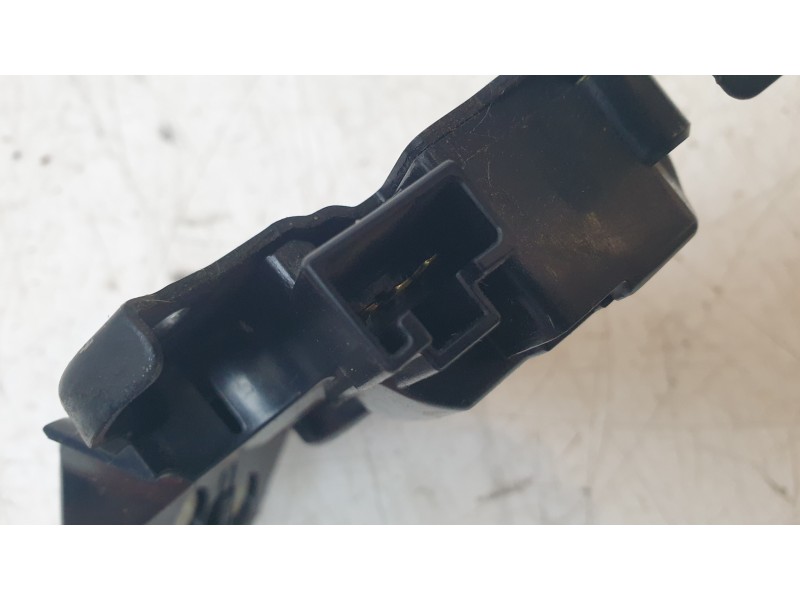 Recambio de cerradura maletero / porton para mazda 6 lim. (gh)(.2012) style referencia OEM IAM BHY15682XA  