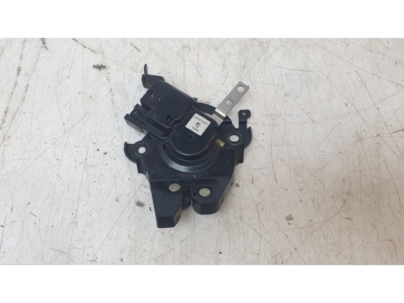 Recambio de cerradura maletero / porton para mazda 6 lim. (gh)(.2012) style referencia OEM IAM BHY15682XA  