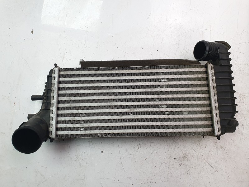 Recambio de intercooler para ford kuga st-line referencia OEM IAM BV619L440CK 30909 