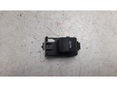 Recambio de mando elevalunas trasero derecho para toyota auris (_e18_) 1.8 hybrid (zwe186_) referencia OEM IAM 19280  