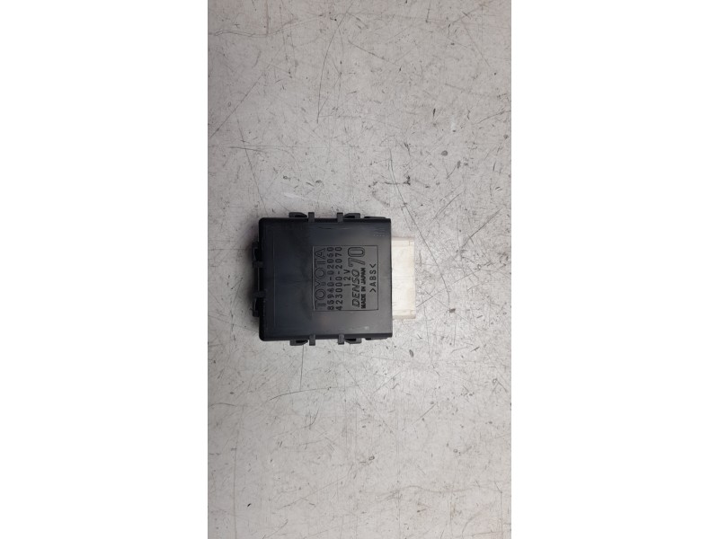 Recambio de rele para toyota auris (_e18_) 1.8 hybrid (zwe186_) referencia OEM IAM 8594002060  