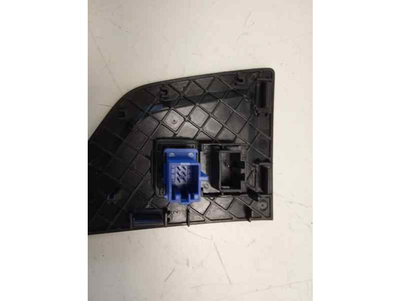 Recambio de warning para volkswagen polo edition referencia OEM IAM 2G0953509  