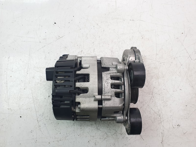 Recambio de alternador para audi a4 b9 (8w2, 8wc) 2.0 tdi referencia OEM IAM 04L903018A  ASF920151