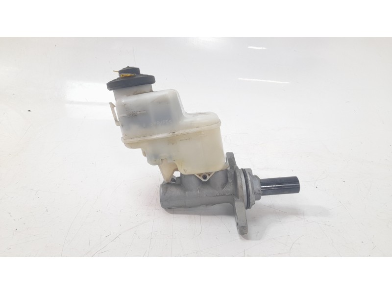 Recambio de bomba freno para toyota hilux (kun) 3.0 turbodiesel referencia OEM IAM 4720109240  