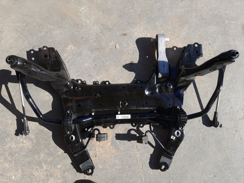 Recambio de puente delantero para bmw 1 (f40) 118 i referencia OEM IAM 31116872729  